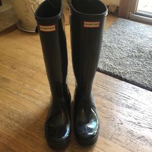 Black Glossy Hunter Rainboots